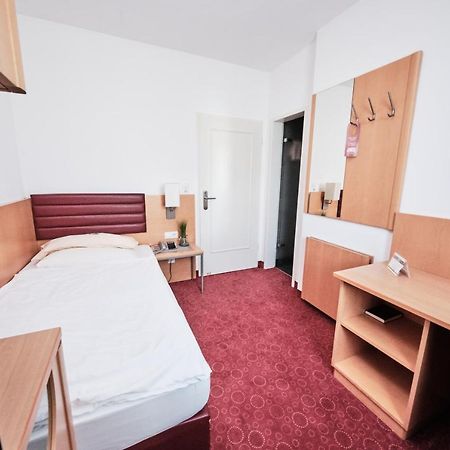 Hotel Zum Adler Bonn Habitación foto