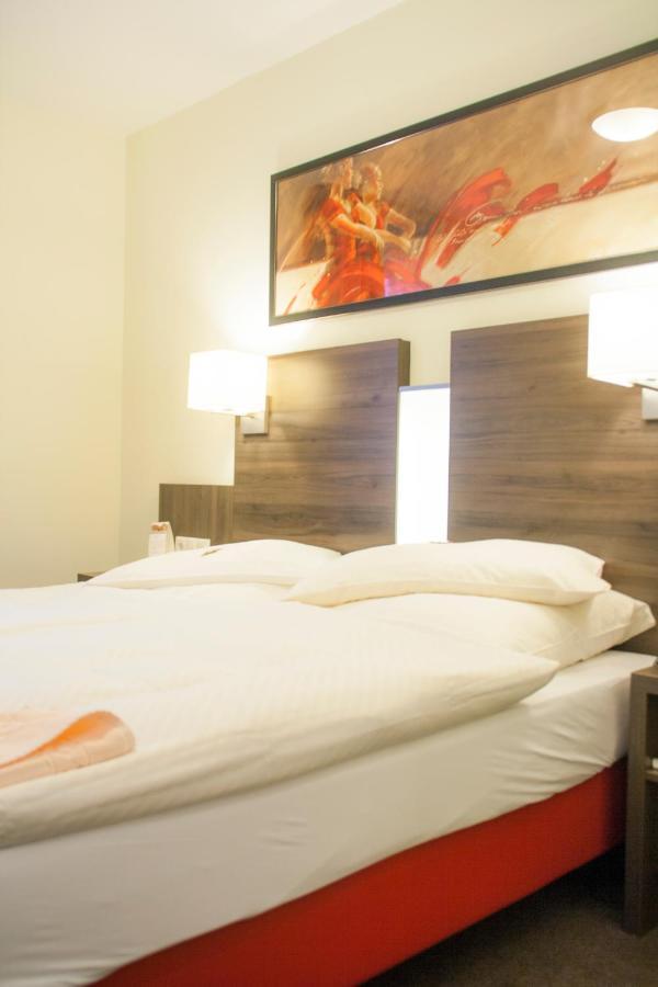Hotel Zum Adler Bonn Habitación foto